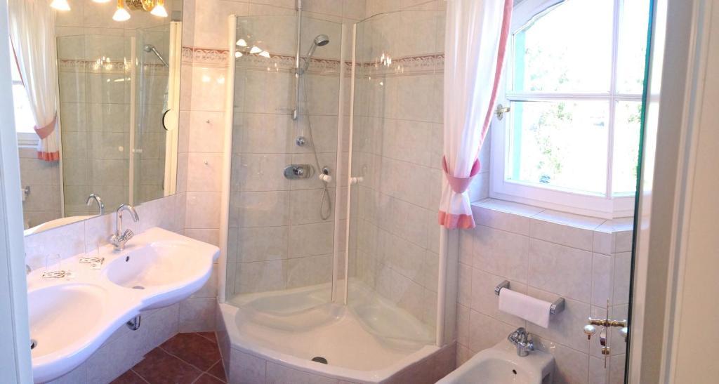 Dietrichsteinerhof Apartments & Rooms Faak am See Chambre photo
